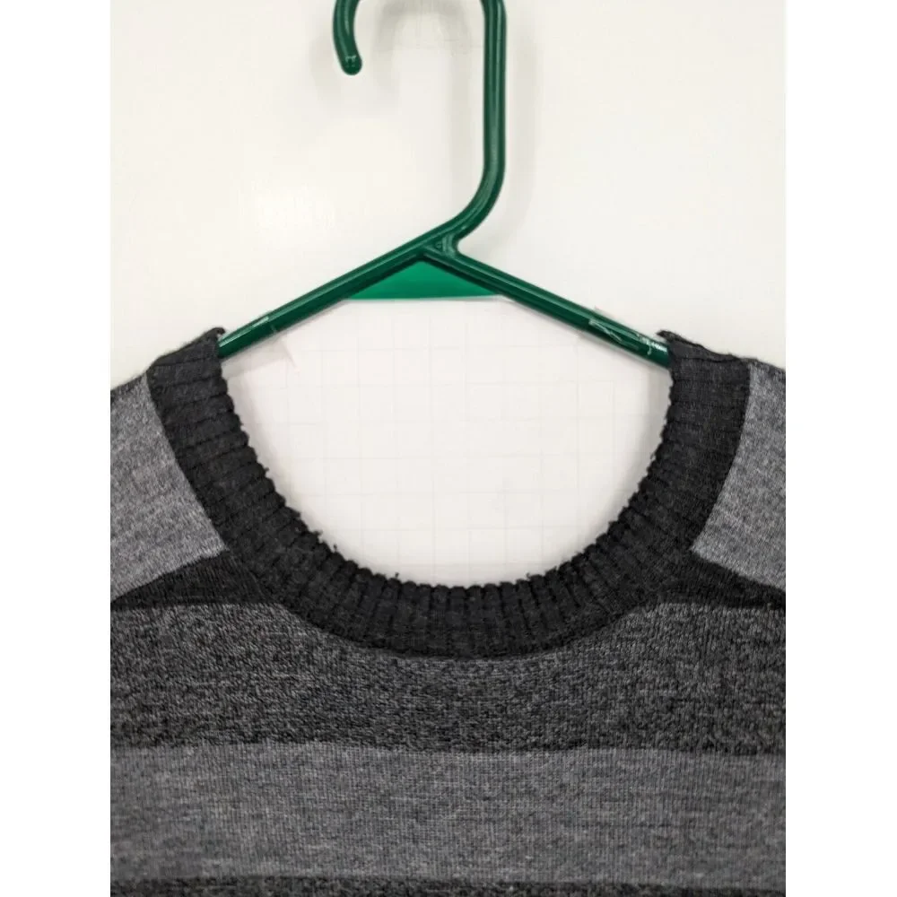 Smartwool Men's Wool Blend Black Gray Striped Crewneck Sweater, Medium EXCELLENT